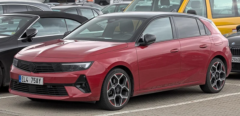 Opel Astra L, Kompaktwagen, schräg von vorn